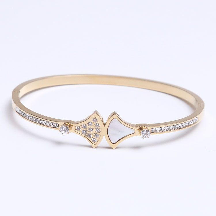 New Korean fan-shaped shell diamond inlaid fashion zircon titanium steel bracelet