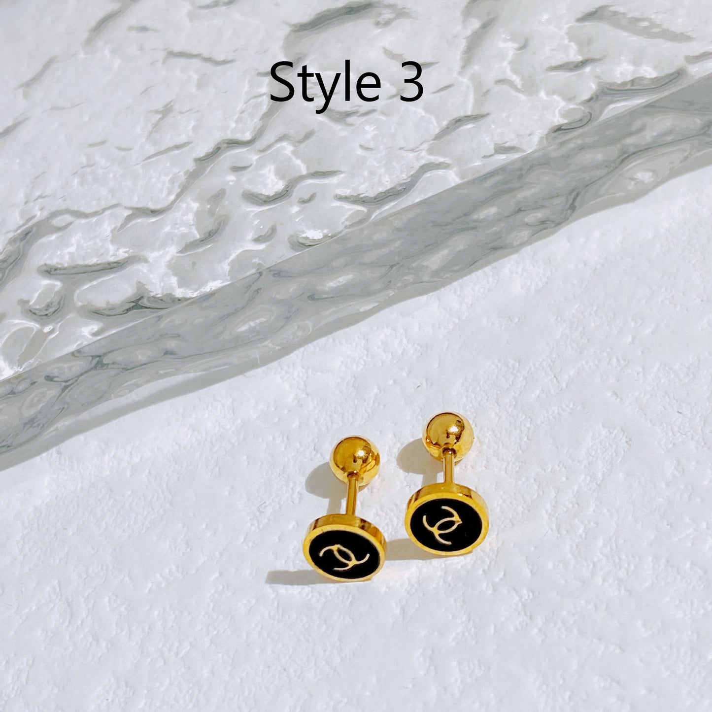 Elegant simple round letter titanium steel stud earrings
