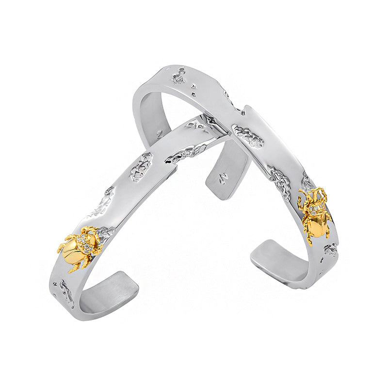 Bracelete leve luxo requintado casal de besouro titânio aço / prata para homens e mulheres