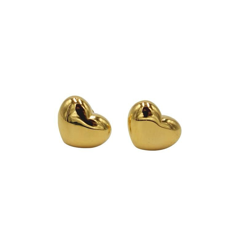 Non-fading Titanium Steel Plated 18K Gold Glossy Sweet Love Heart Stud Earrings