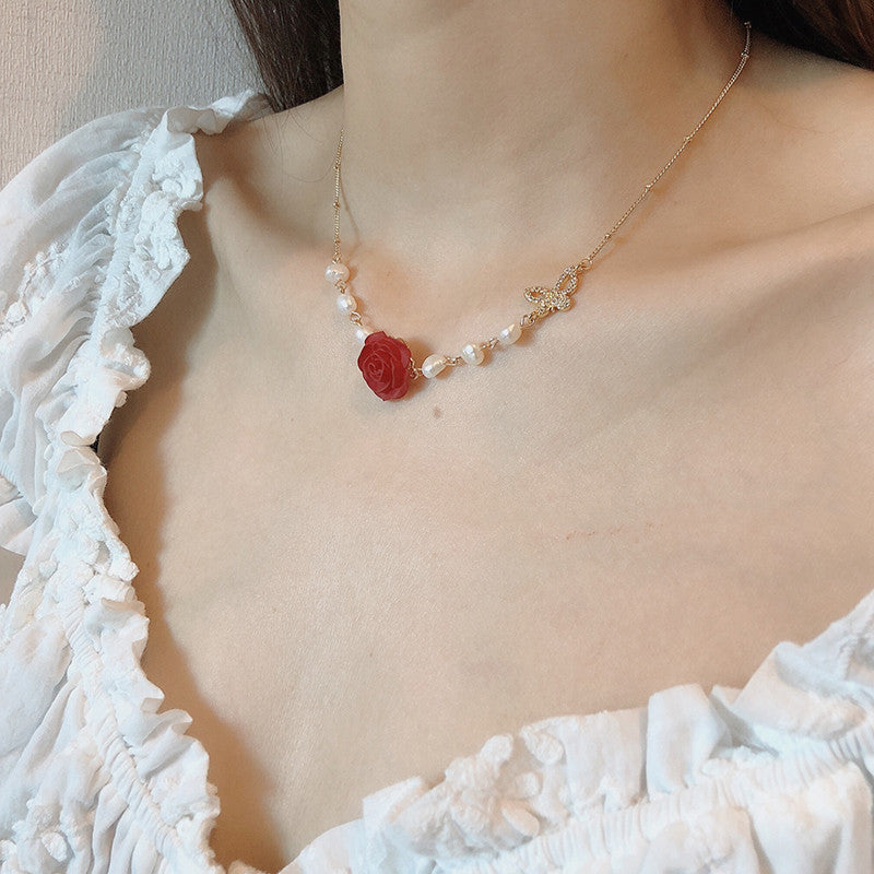 Collar de mariposa ajustable de perlas de oro de 14 quilates chapado en clavícula de perlas naturales vintage para mujer
