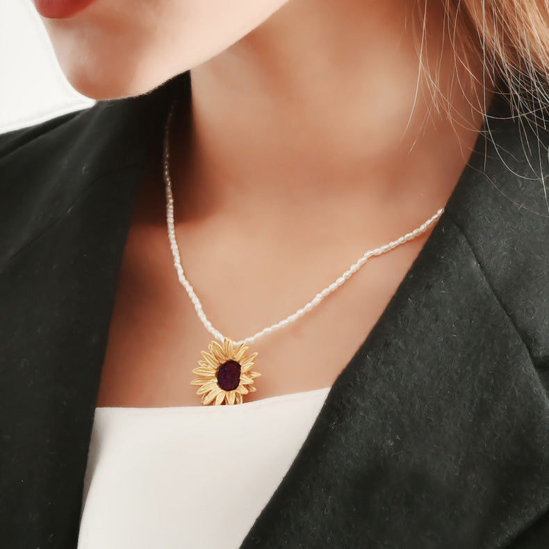 Vintage pearl golden sunflower series necklace