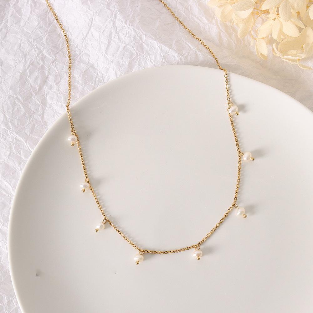 Non-fading Freshwater Pearl Necklace