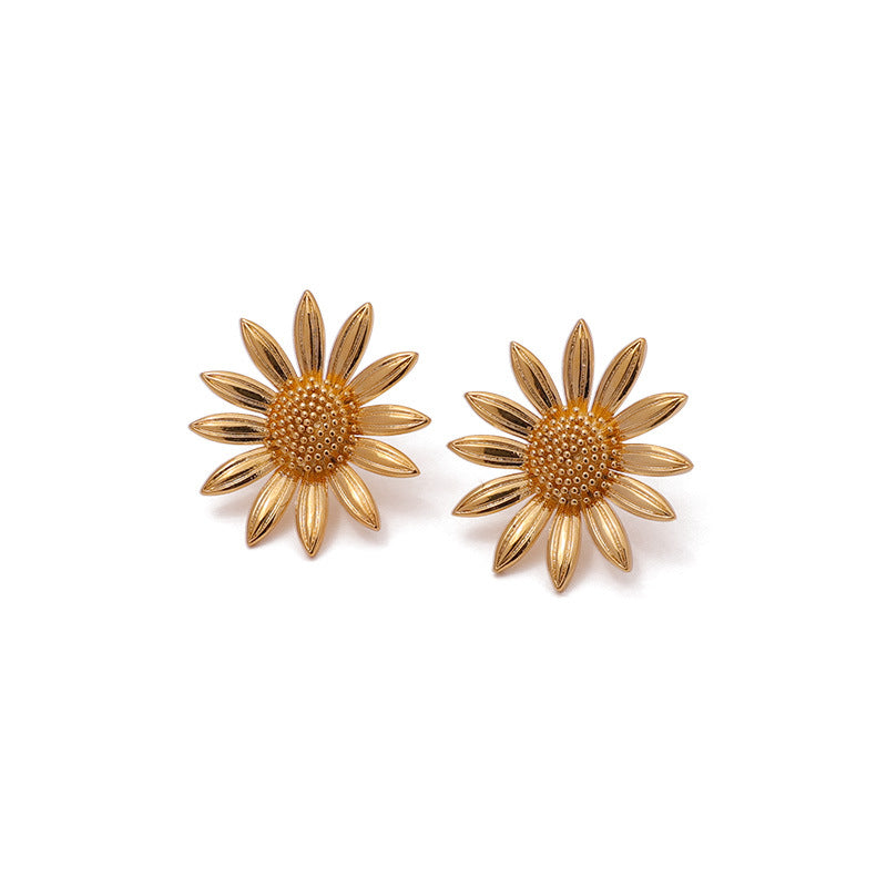 Vintage Gold Sunflower Daisy Stud Earrings